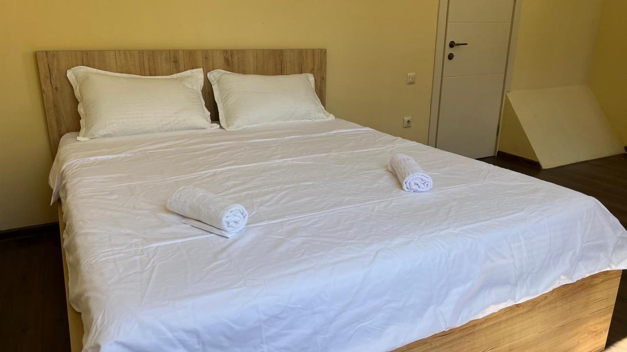 Hotel Garden House Tiflis Exterior foto