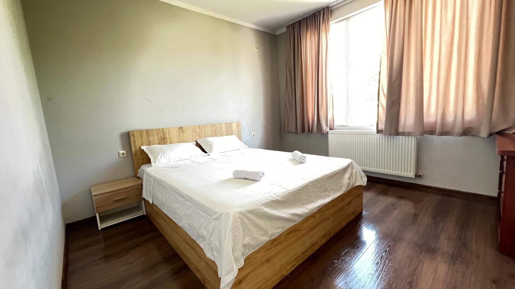 Hotel Garden House Tiflis Exterior foto